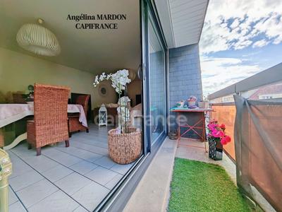 Appartement - 90 m² - 4 pièces