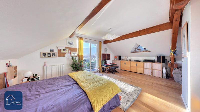 Maison - 224 m² - 5 pièces