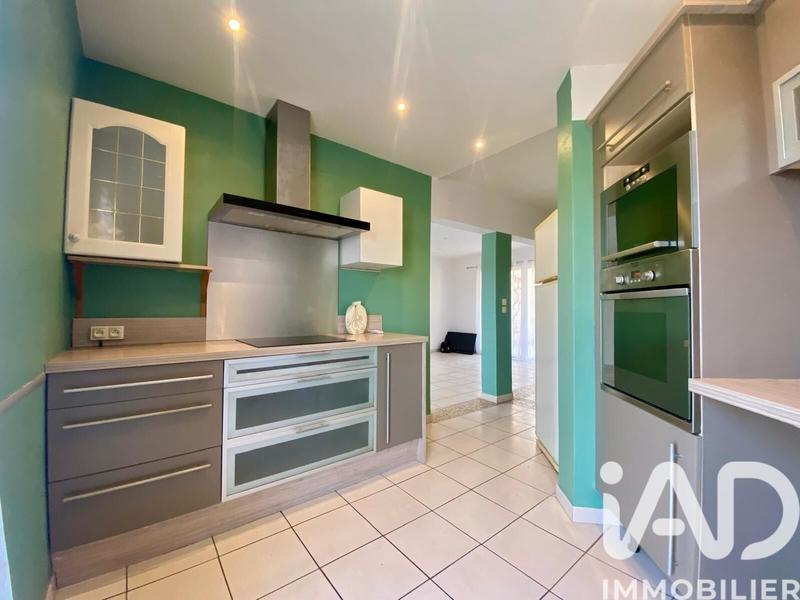 Maison - 88 m² - 5 pièces