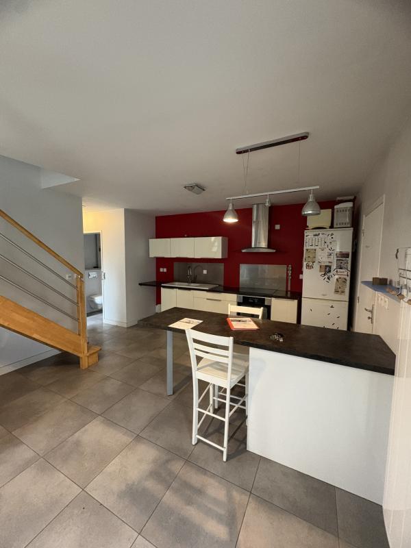 Maison - 92 m² - 5 pièces