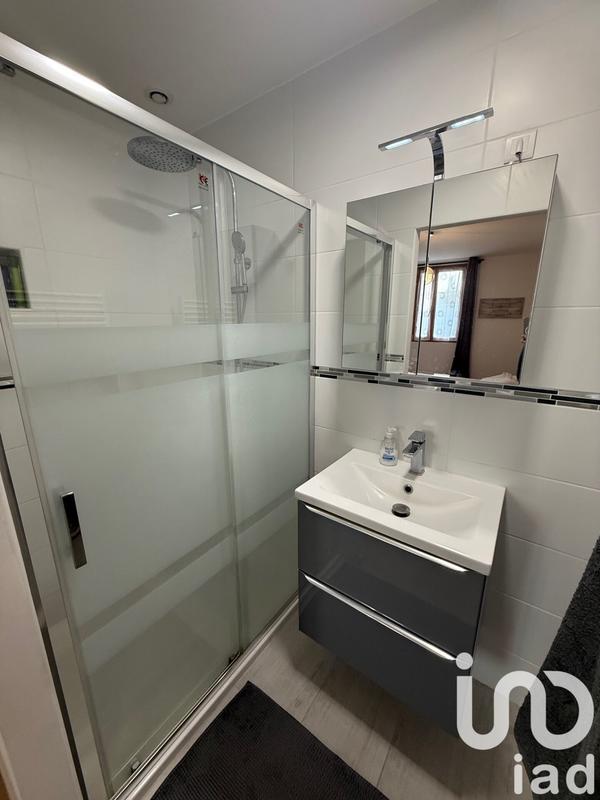 Maison - 227 m² - 8 pièces