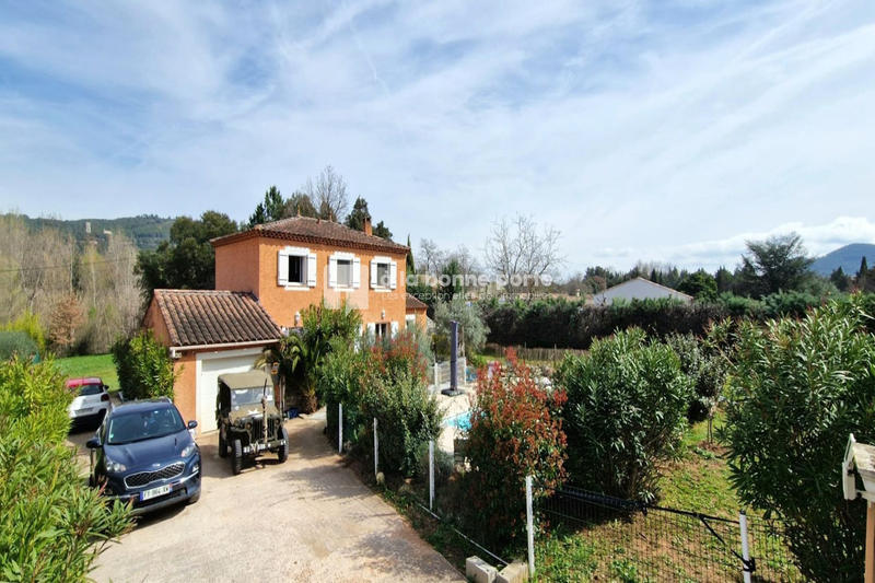 Villa - 156 m² - 6 pièces