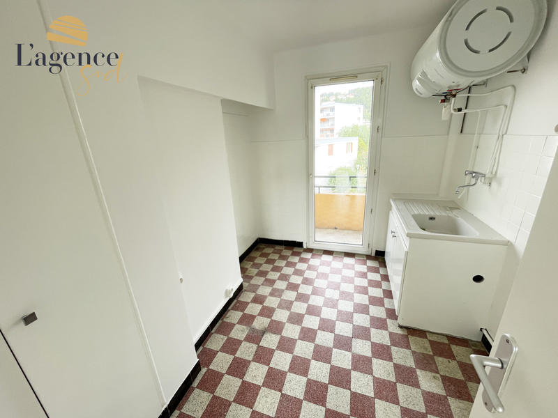 Appartement - 62 m² - 4 pièces