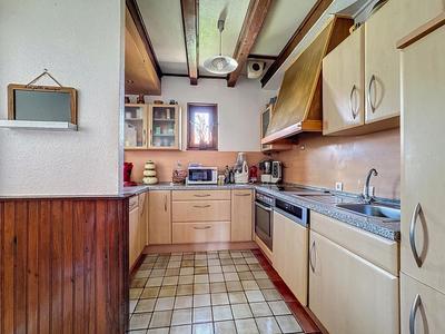 Maison - 181 m² - 9 pièces