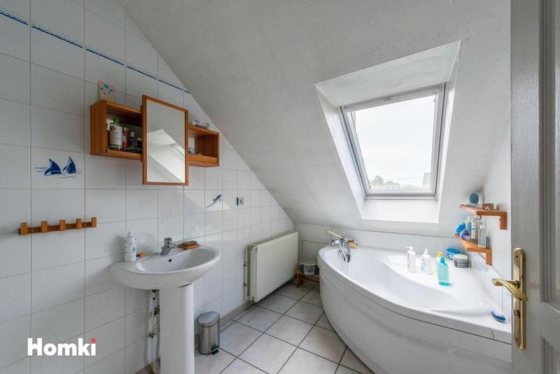 Maison d'architecte - 214 m² - 7 pièces