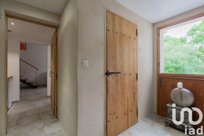 Maison - 250 m² - 7 pièces