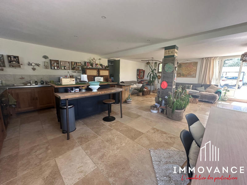 Villa - 204 m² - 5 pièces