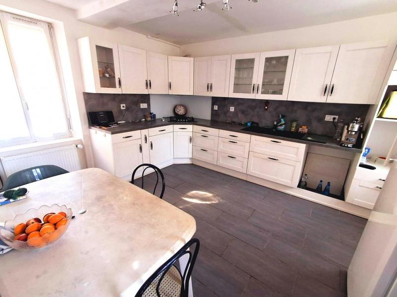 Maison - 104 m² - 3 pièces