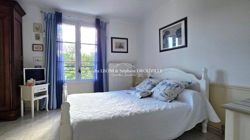 Maison - 165 m² - 7 pièces