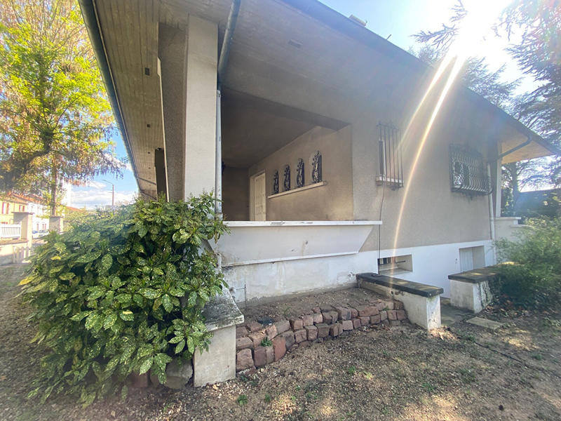 Maison - 285 m² - 10 pièces