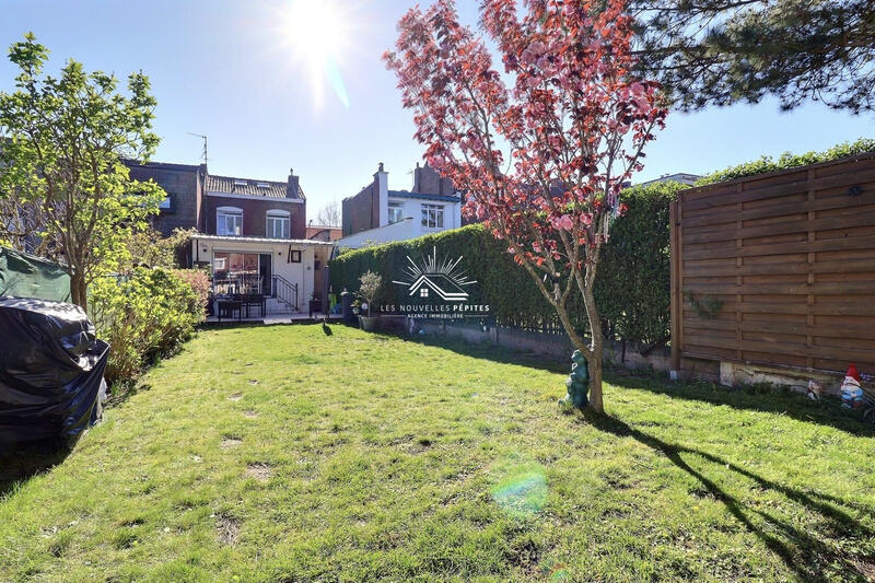 Maison - 103 m² - 4 pièces