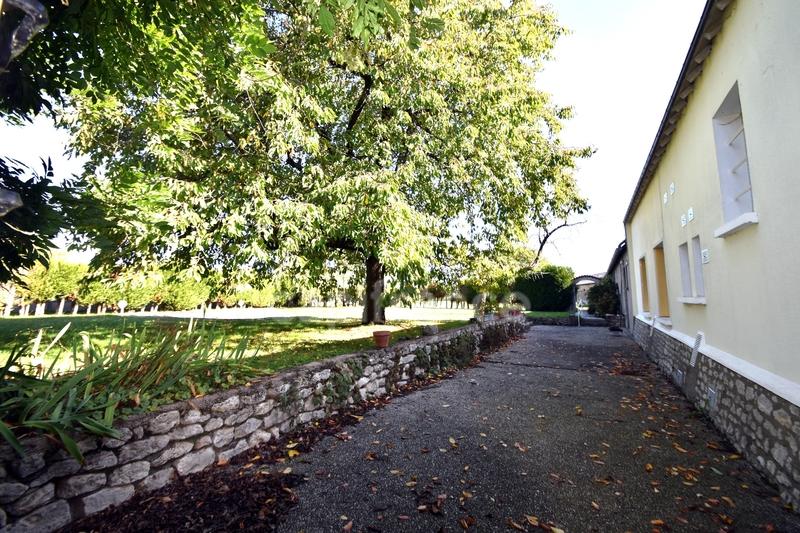 Corps de ferme - 170 m² - 11 pièces