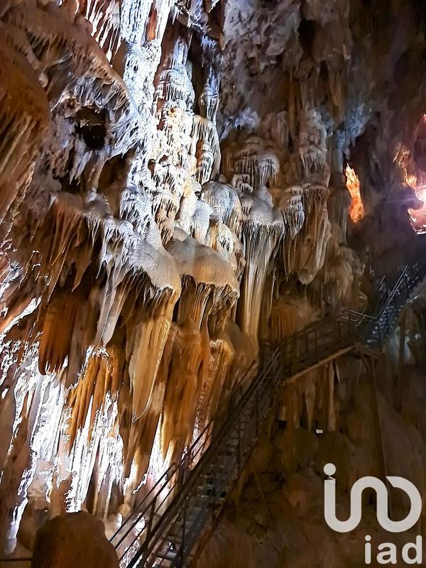 Maison - 200 m² - 10 pièces