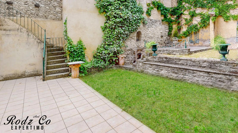 Immeuble - 340 m² - 10 pièces