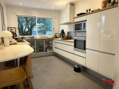 Maison contemporaine - 130 m² - 5 pièces