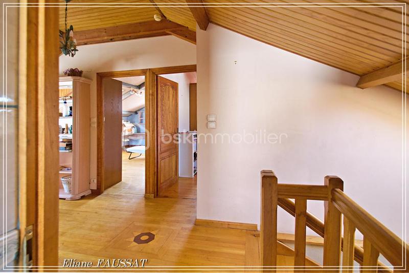 Maison - 170 m² - 8 pièces