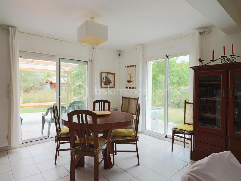 Maison - 100 m² - 6 pièces