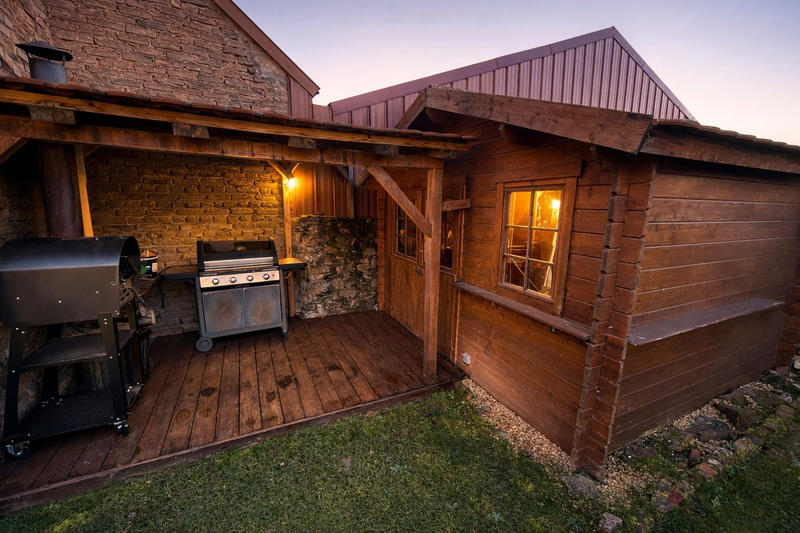 Maison - 260 m² - 6 pièces