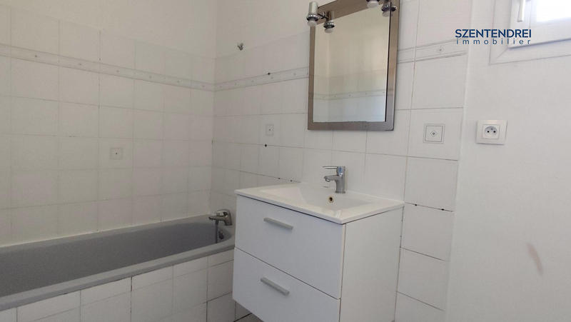 Maison traditionnelle - 98 m² - 4 pièces