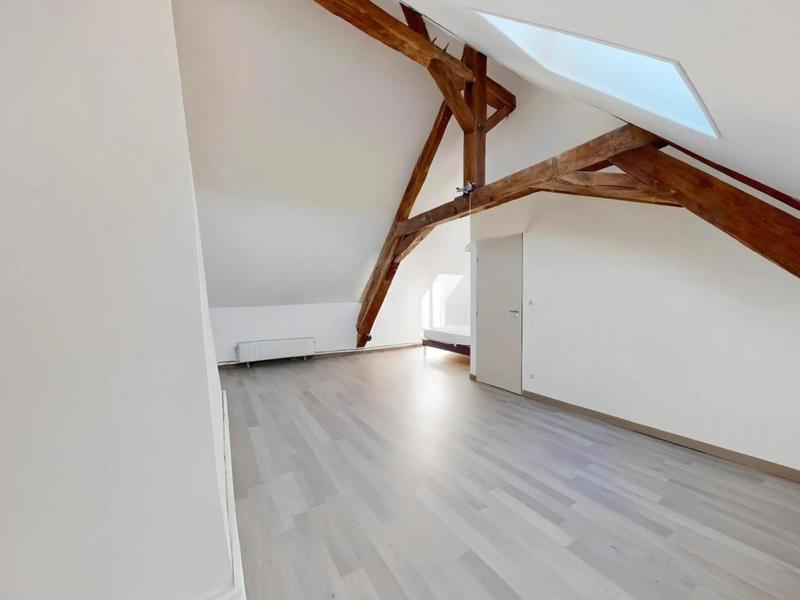 Demeure - 320 m² - 7 pièces