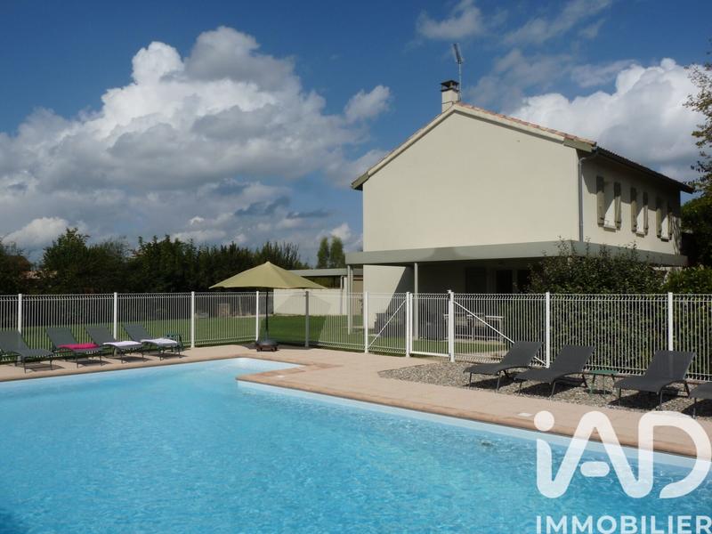 Maison - 354 m² - 14 pièces