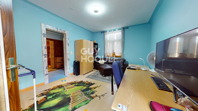 Maison - 167 m² - 7 pièces