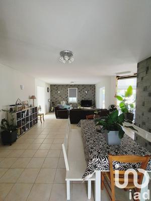 Maison - 170 m² - 8 pièces