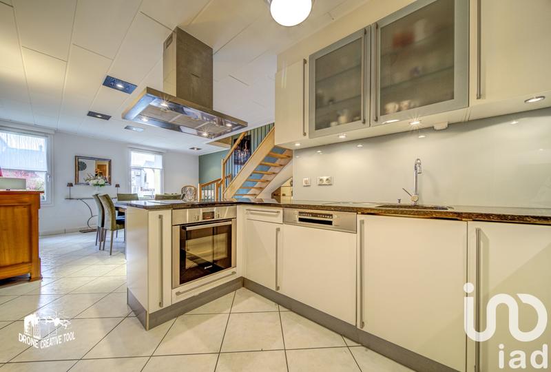 Appartement - 121 m² - 5 pièces