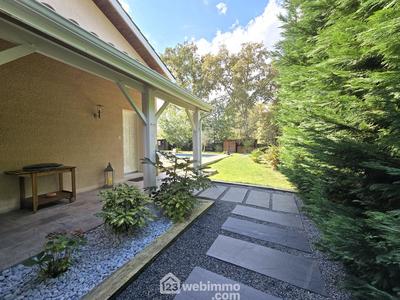 Maison - 161 m² - 5 pièces