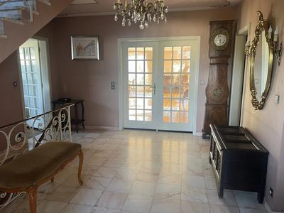 Maison - 200 m² - 5 pièces