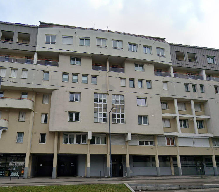 Appartement - 77 m² - 4 pièces