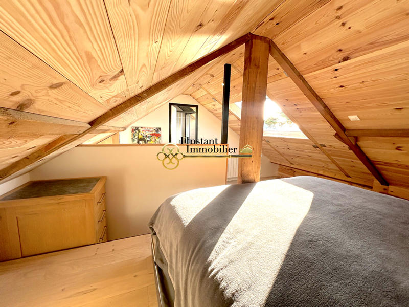 Appartement - 80 m² - 2 pièces