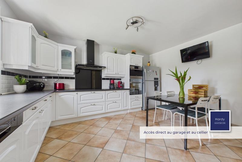 Maison - 149 m² - 7 pièces