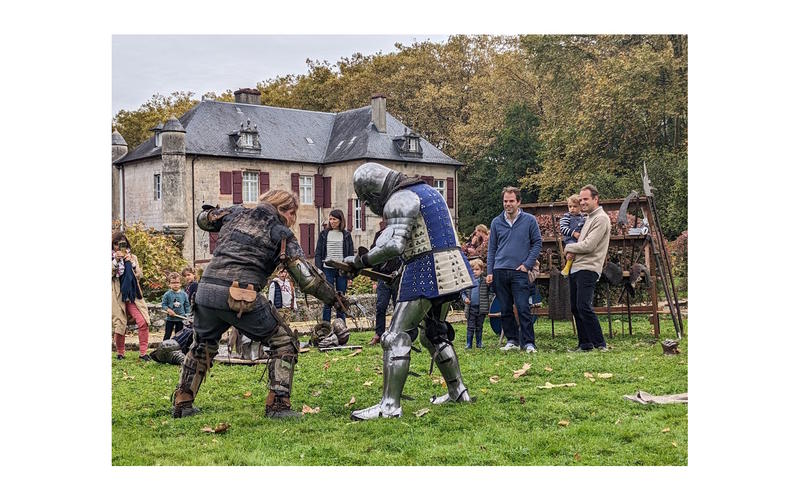 Journée médiévale au Château d'Urtubie : découverte d'un camp militaire