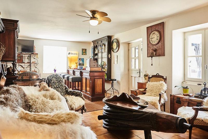 Corps de ferme - 199 m² - 8 pièces