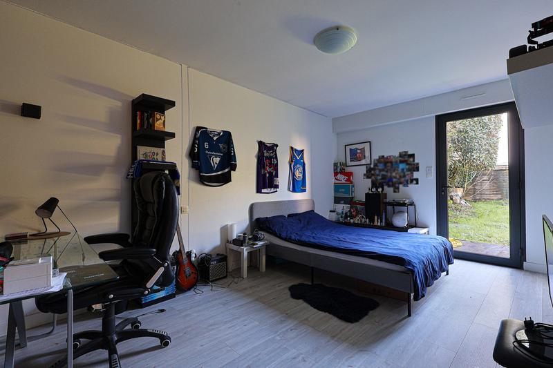 Villa - 203 m² - 9 pièces