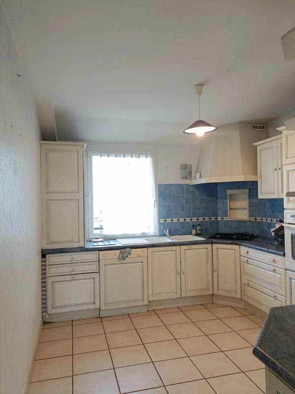 Appartement - 85 m² - 3 pièces