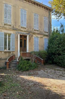 Maison - 357 m² - 14 pièces