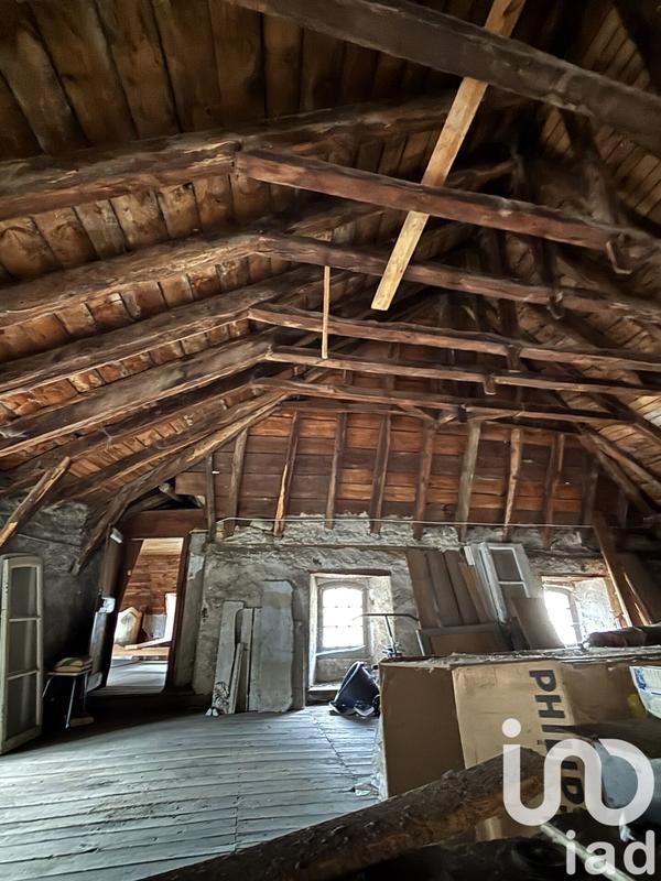 Maison - 231 m² - 9 pièces