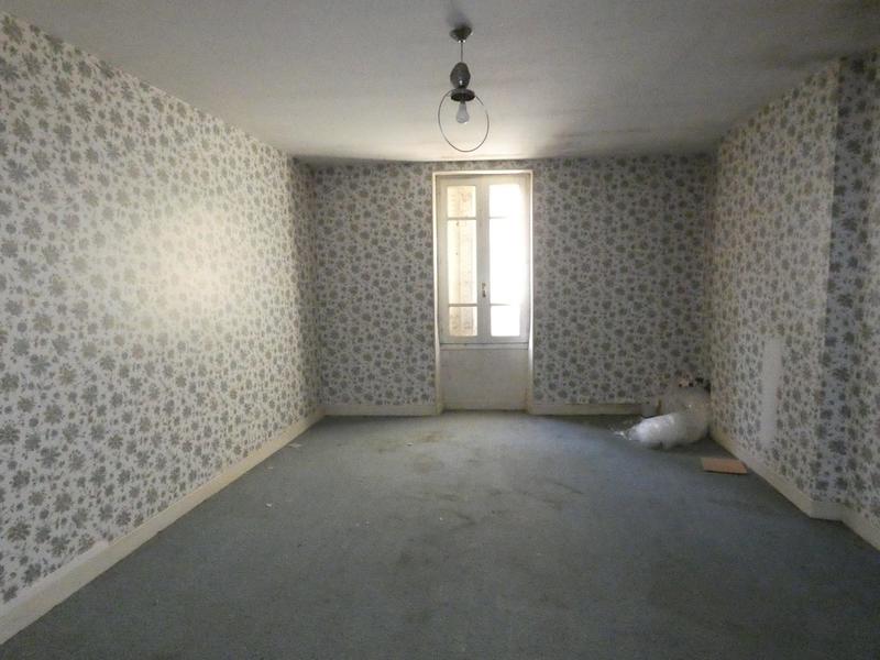 Maison - 104 m² - 6 pièces