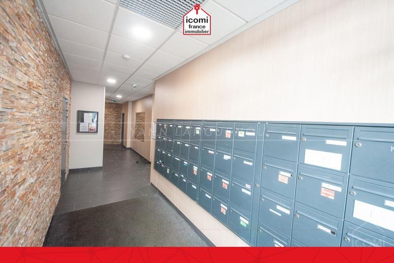 Local commercial - 140 m² - 1 pièce