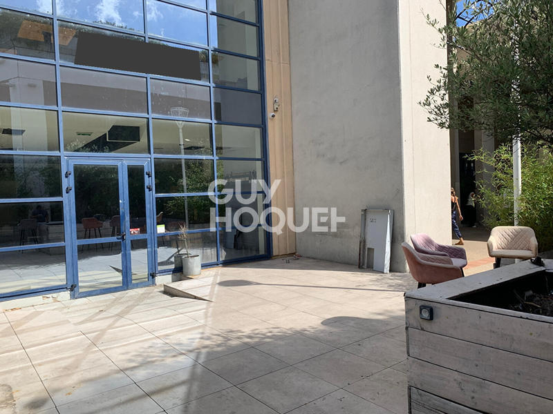 Local commercial - 121 m²