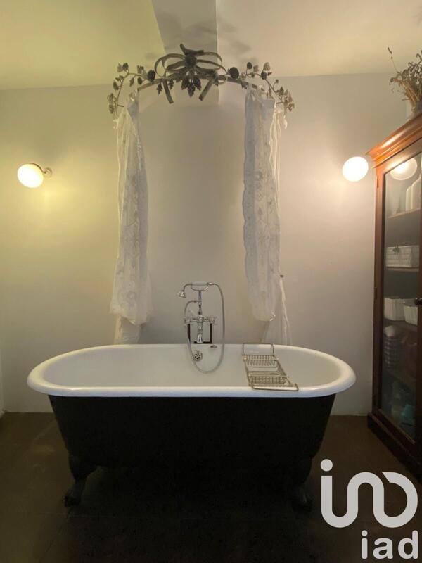 Bastide - 209 m² - 5 pièces