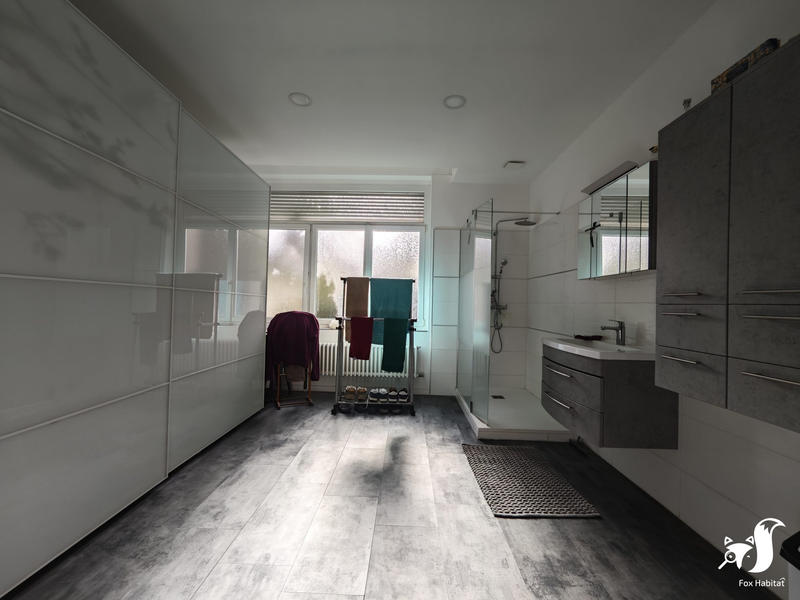 Maison - 321 m² - 7 pièces