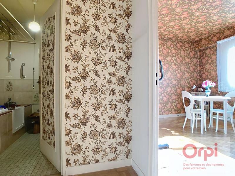 Appartement - 82 m² - 3 pièces