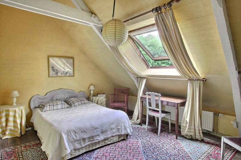 Maison - 236 m² - 6 pièces