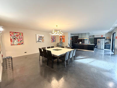 Loft - 397 m² - 6 pièces