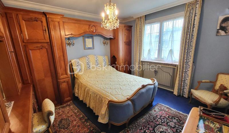 Propriété - 153 m² - 7 pièces