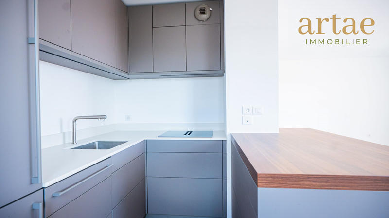 Appartement - 102 m² - 5 pièces