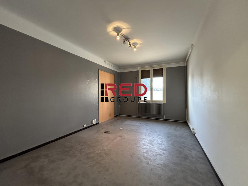 Bureau - 111 m² - 4 pièces